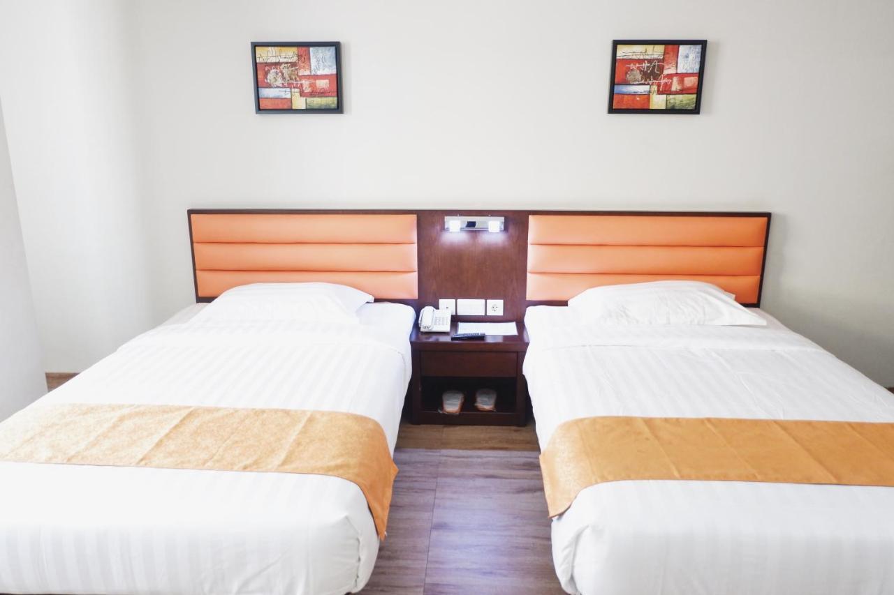 Hans Batam Hotel